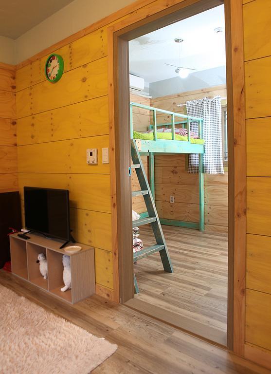 Basecamp Guesthouse Seogwipo Exterior photo